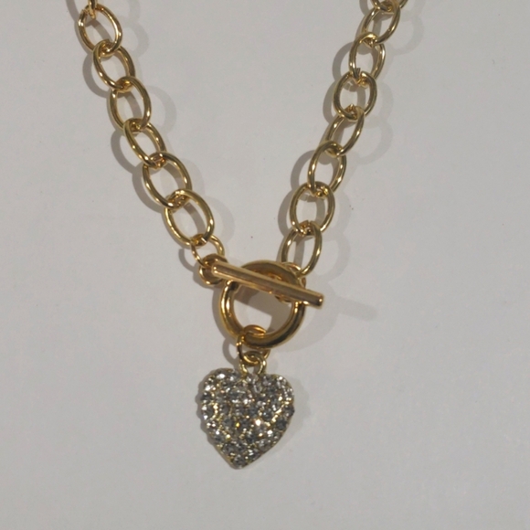 Dazzling Crystal Heart Pendant 20-inch Necklace - Gold Women's Fashion Jewelry - Picture 4 of 8